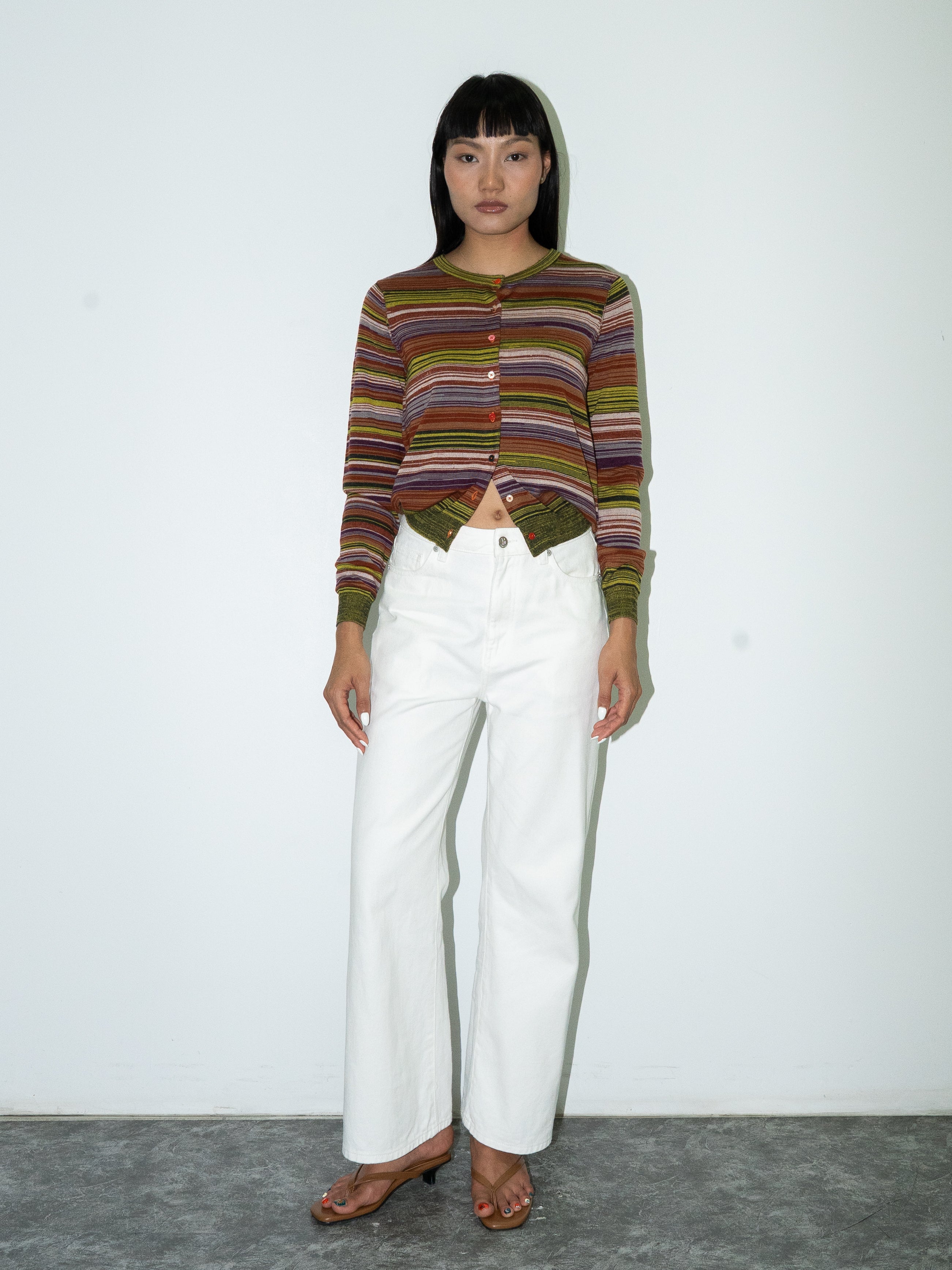 06.Norra - Crew Neck cardigan
