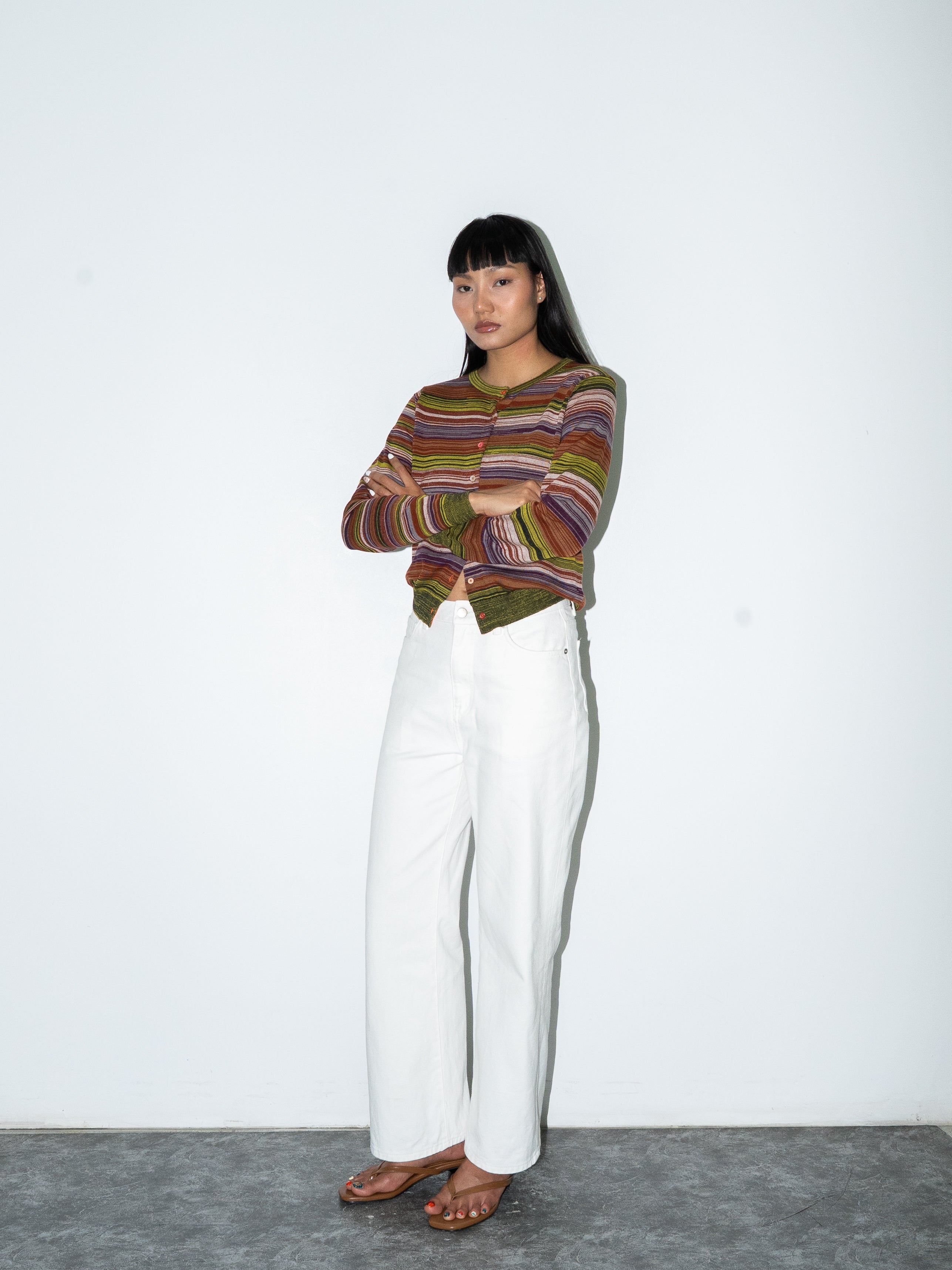 06.Norra - Crew Neck cardigan