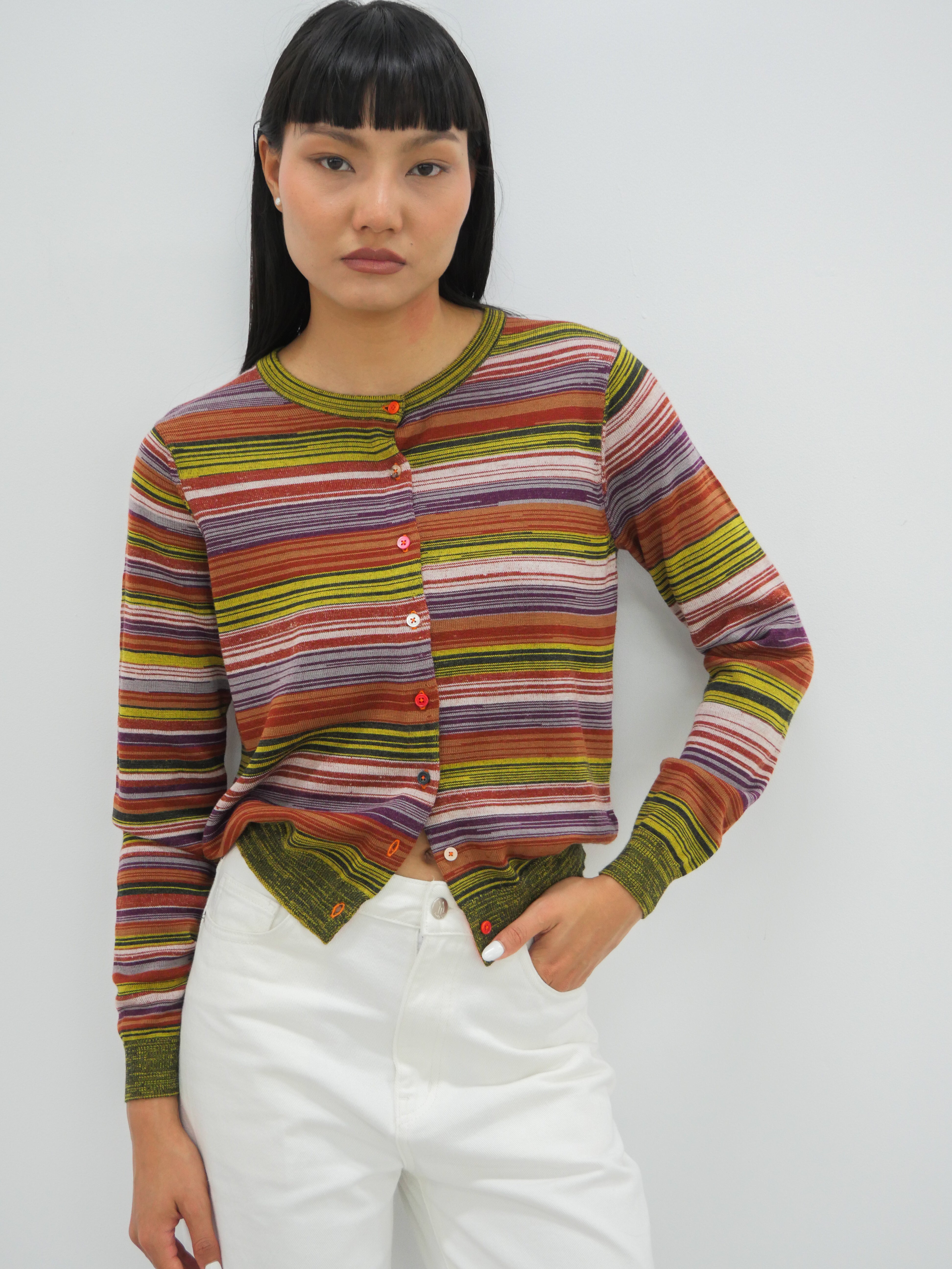 06.Norra - Crew Neck cardigan